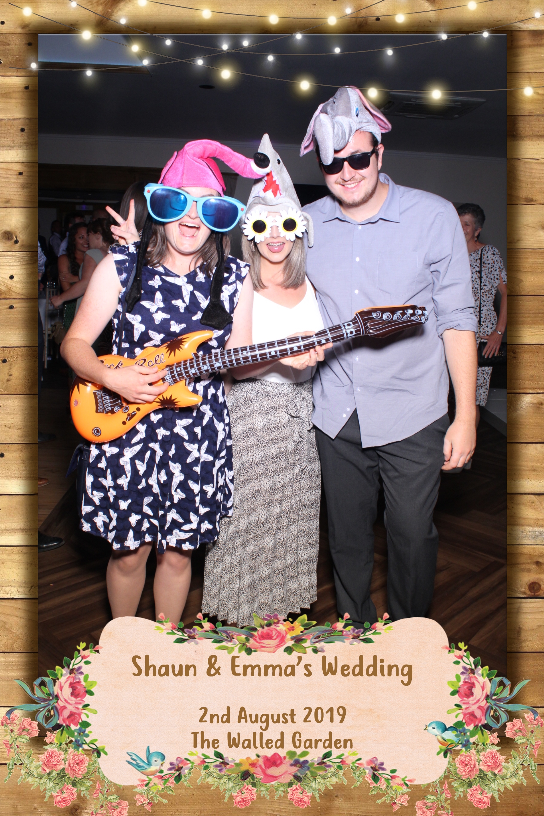 Shaun and Emma's Wedding | View more photos from the event at images.mobile-photo-booth.com/u/MobilePhotoBoothUK/Shaun-and-Emmas-Wedding
